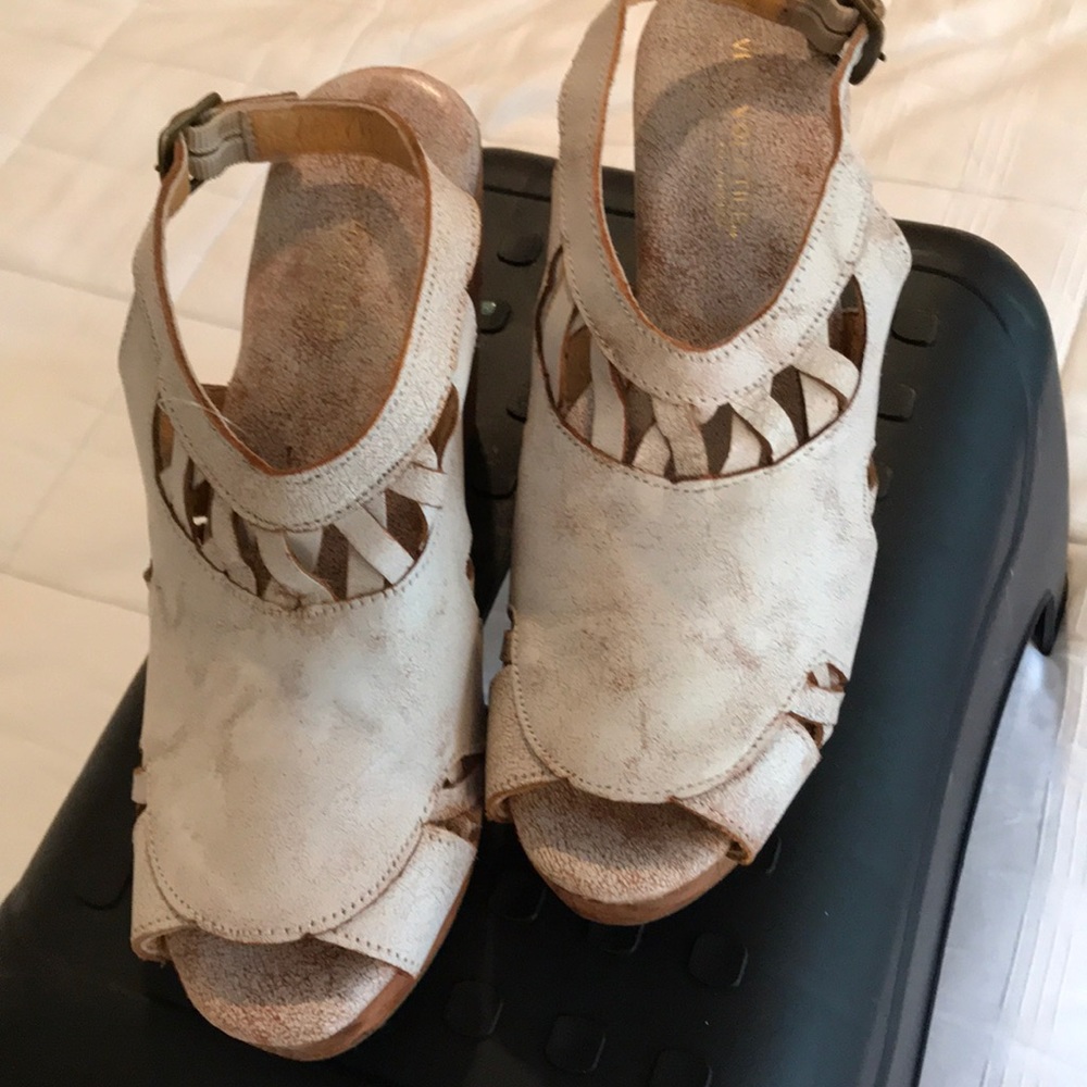 Very Volatile Rustic Slide In - image 2